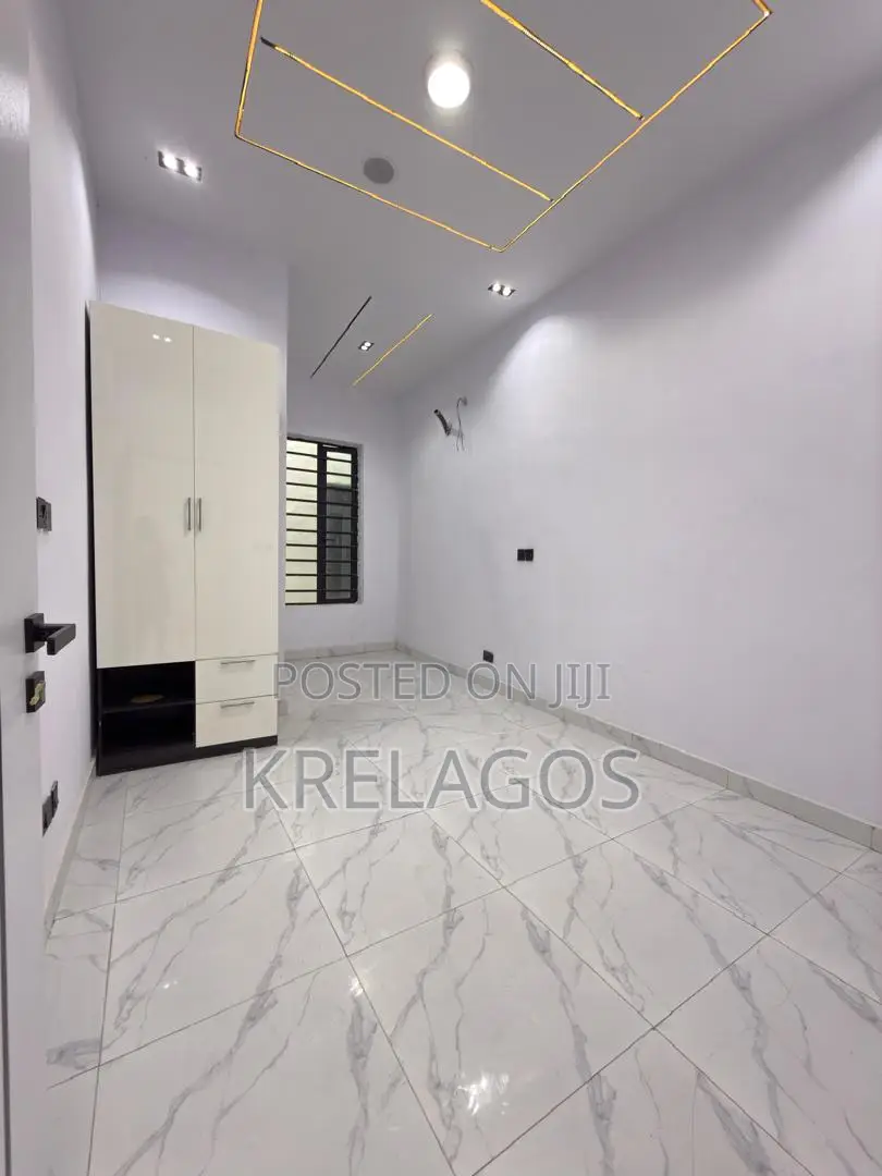 4bdrm Duplex in Ajah for sale