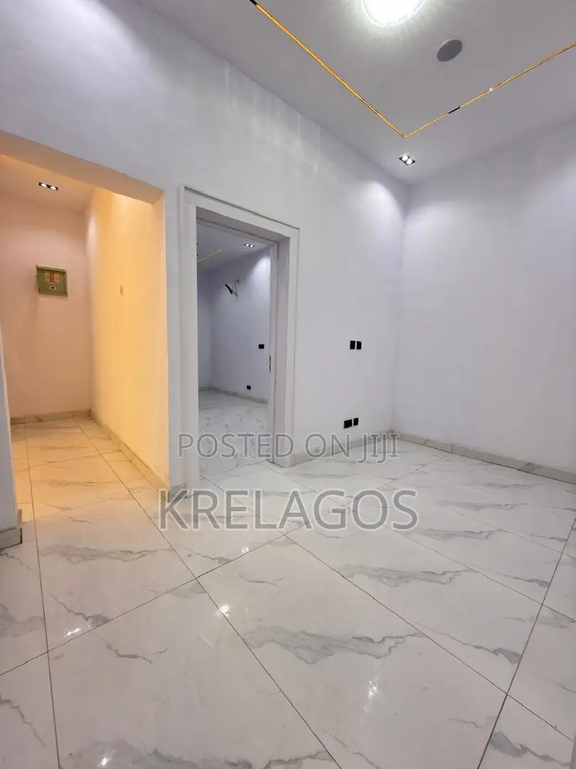 4bdrm Duplex in Ajah for sale