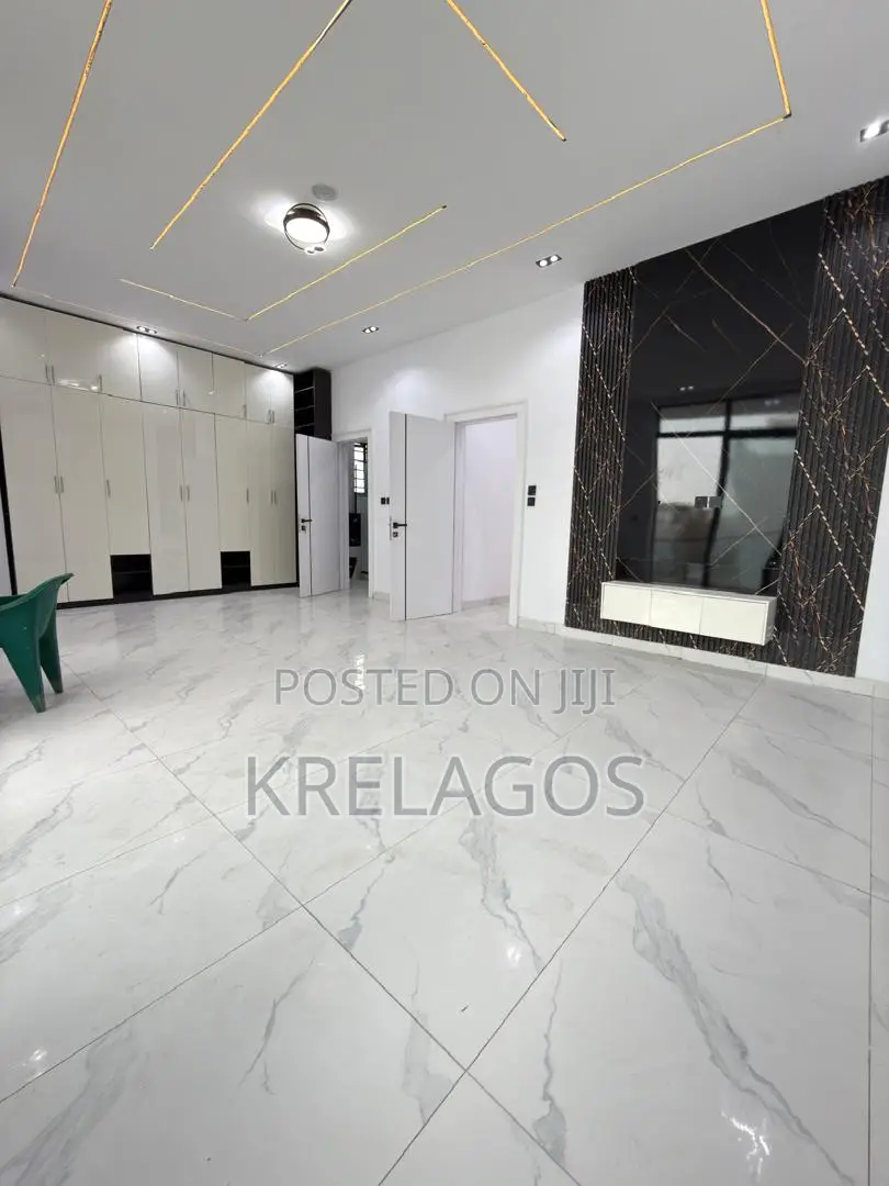 4bdrm Duplex in Ajah for sale