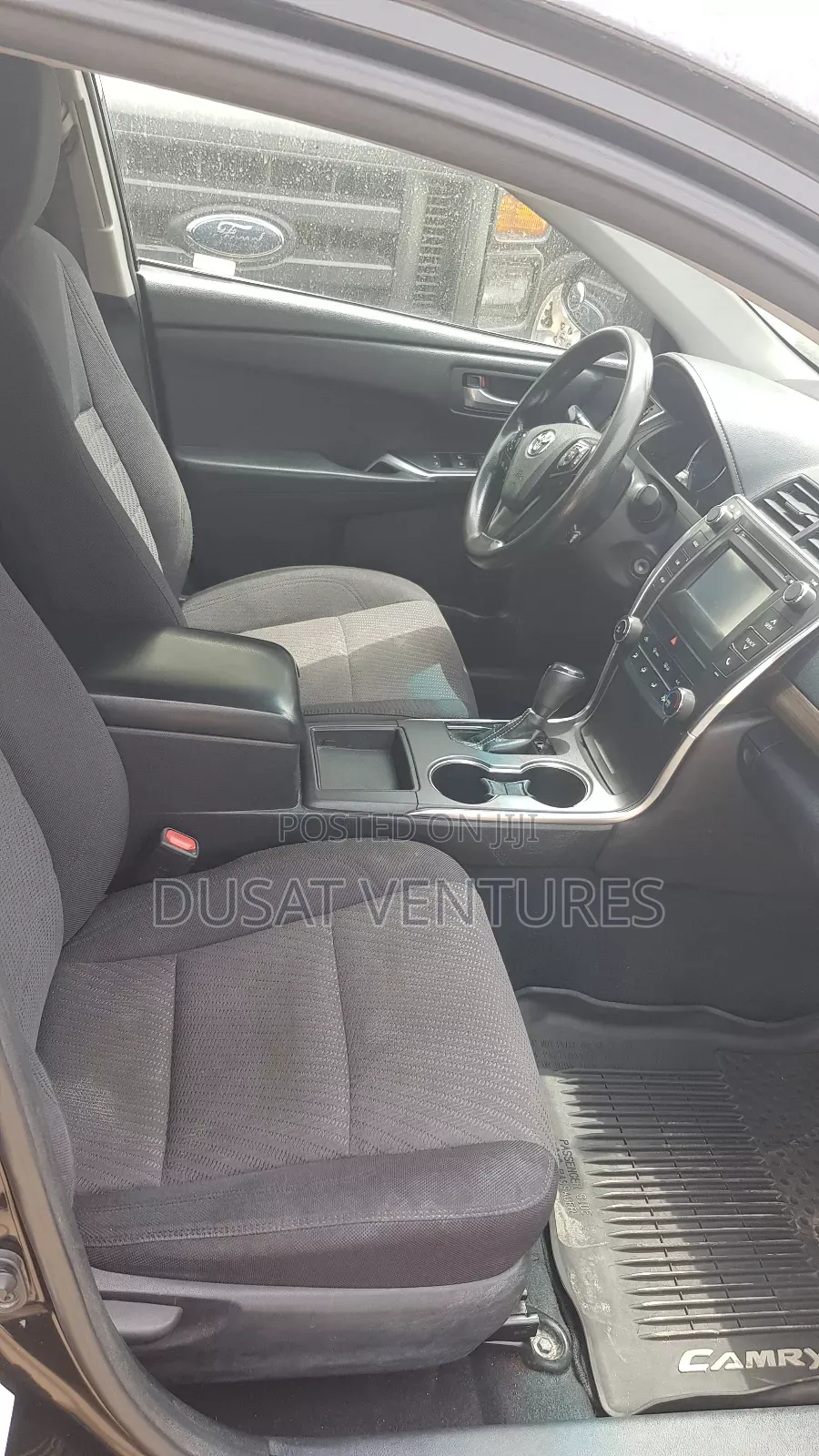 Toyota Tundra Limited 4dr CrewMax 4WD SB (5.7L 8cyl 6A) 2014 Gray