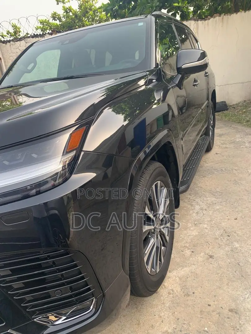 Lexus LX 600 2023 Black