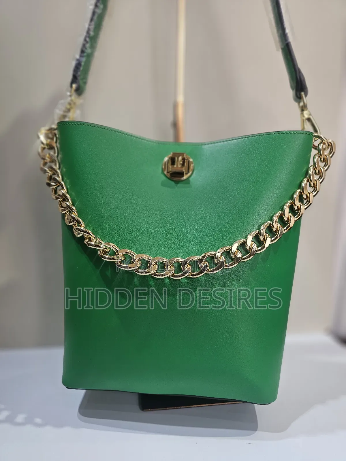 H Buckle, 3 Detachable Strap Bag- Green