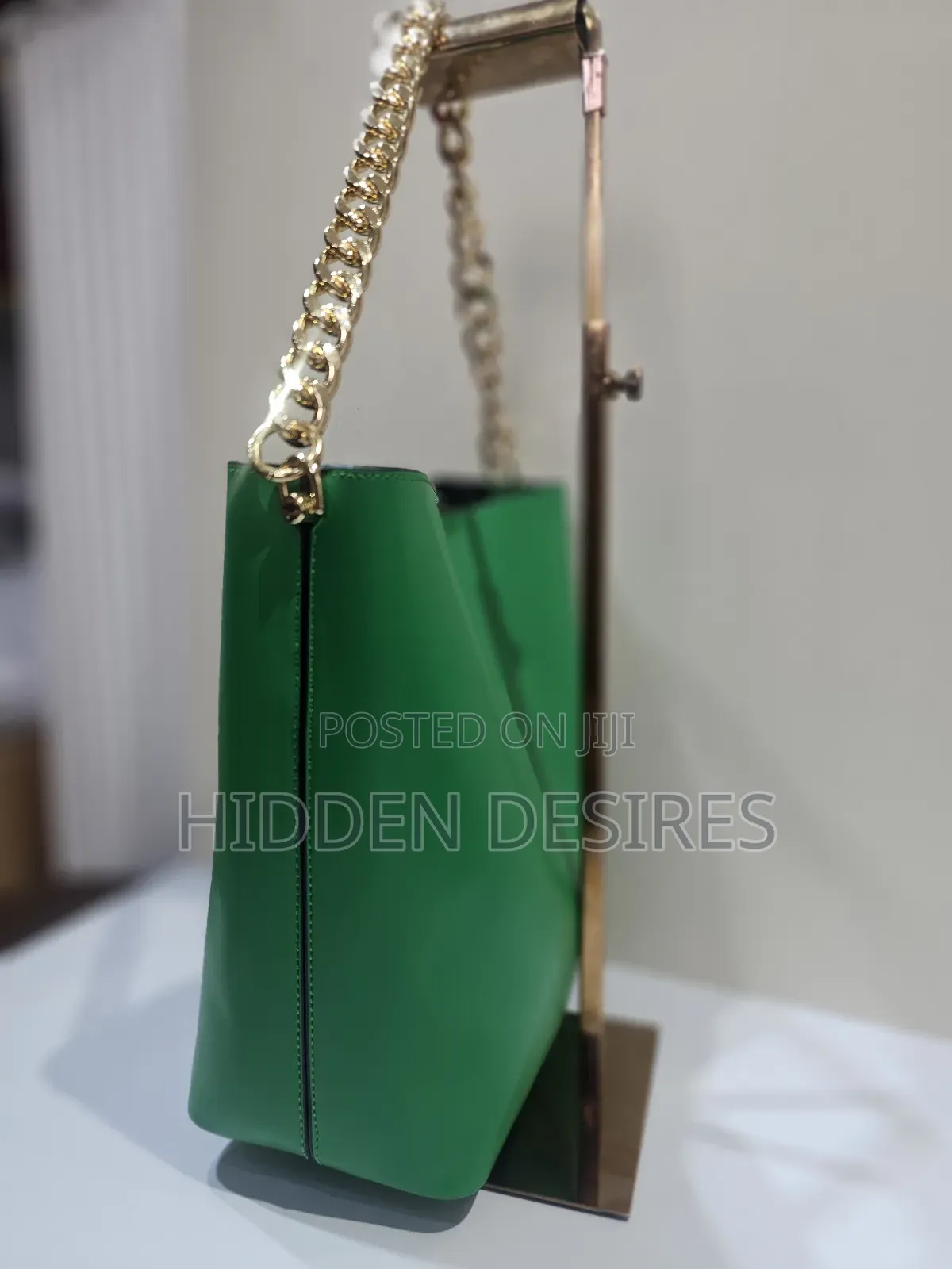 H Buckle, 3 Detachable Strap Bag- Green
