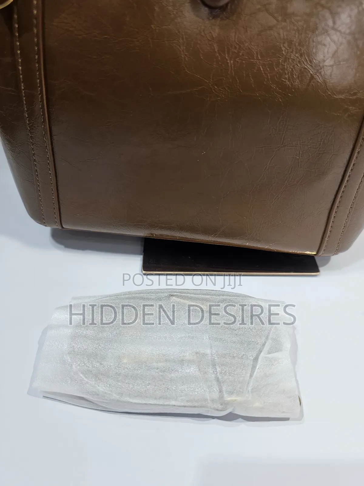 Cute Crinkled Leather Shoulder Bag- Tan