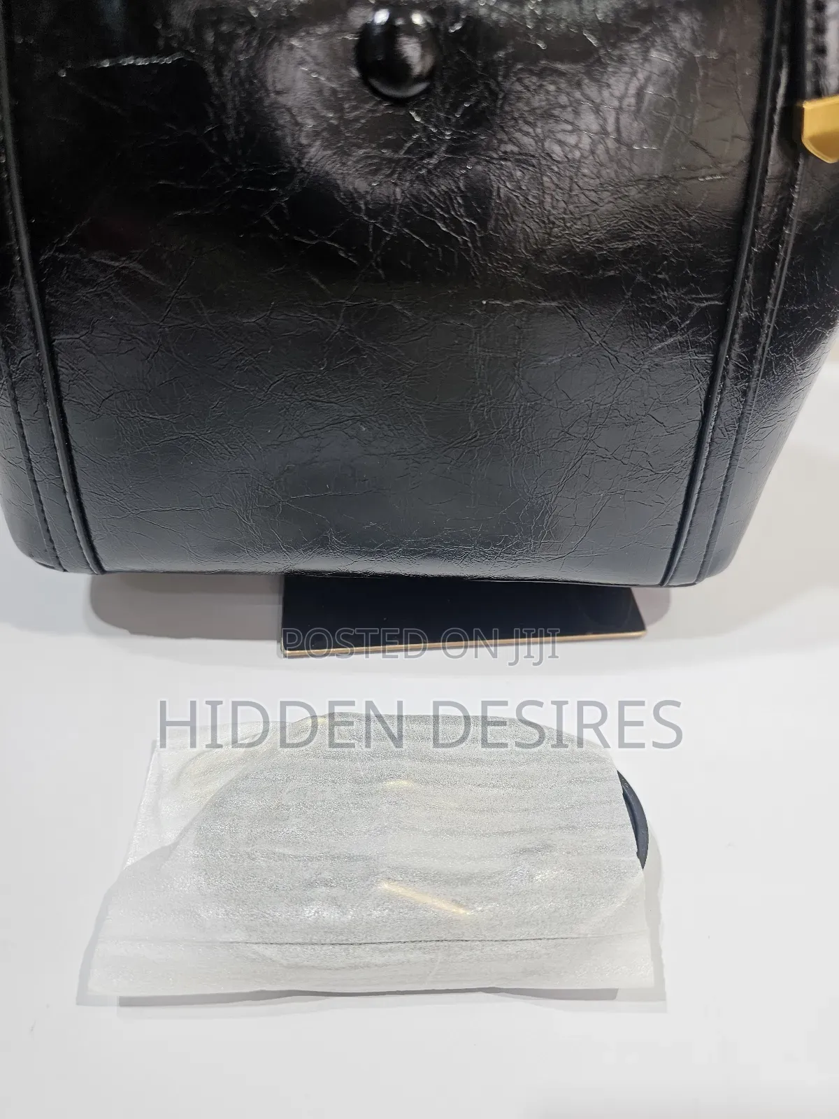 Cute Crinkled Leather Shoulder Bag- Black