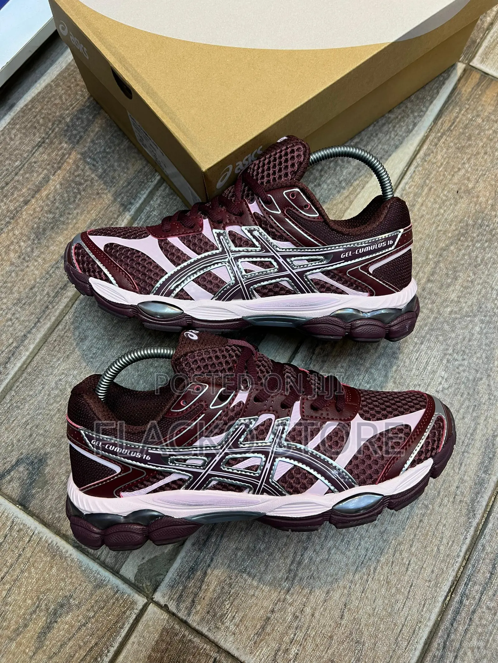 Original Asics Gel Cumulus 16 Sneakers