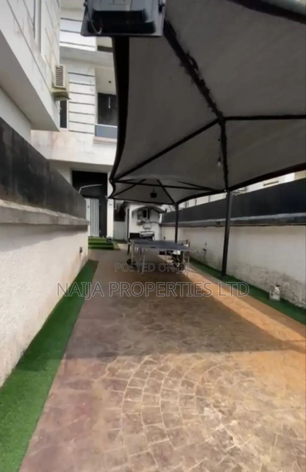 Furnished 4bdrm Duplex in Thomas Estate for rent