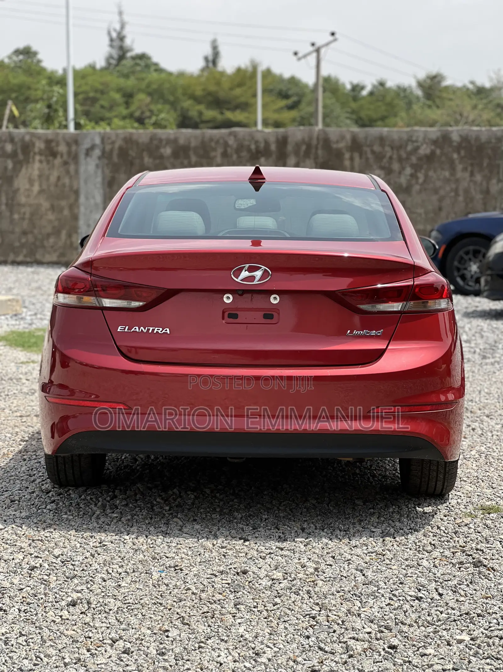 Hyundai Elantra 2017 Red