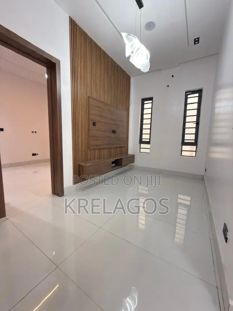 4bdrm Duplex in Ajah for sale