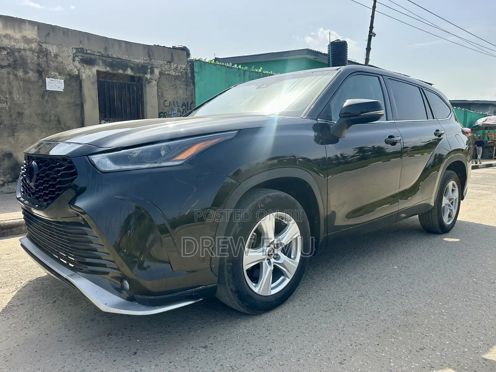 Toyota Highlander LE 2021 Black