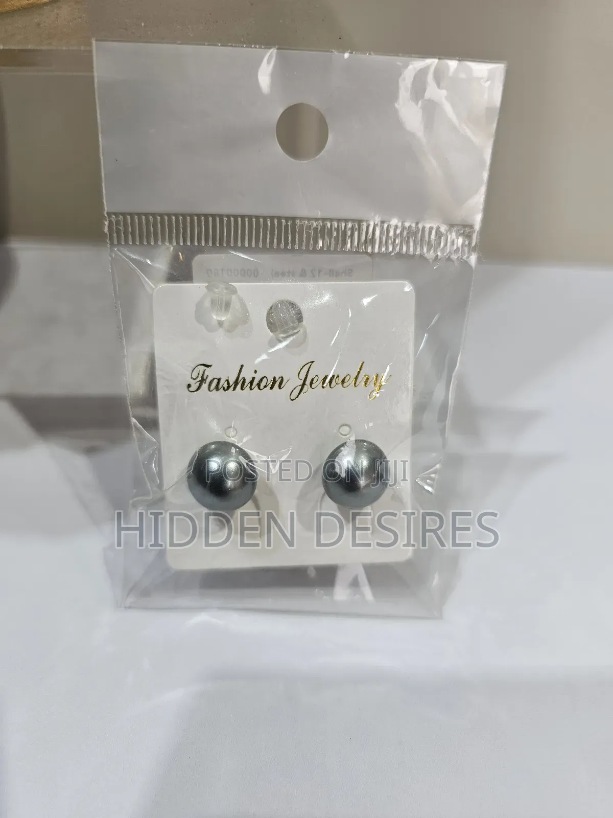 Handmade Long Pearl Necklace With Leaf-Shaped Brooch With Free Earring