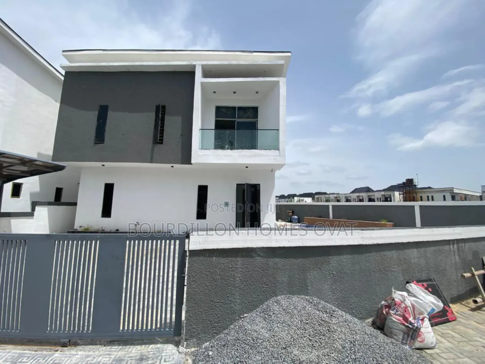 5bdrm Duplex in Orchid Lekki Lagos for sale