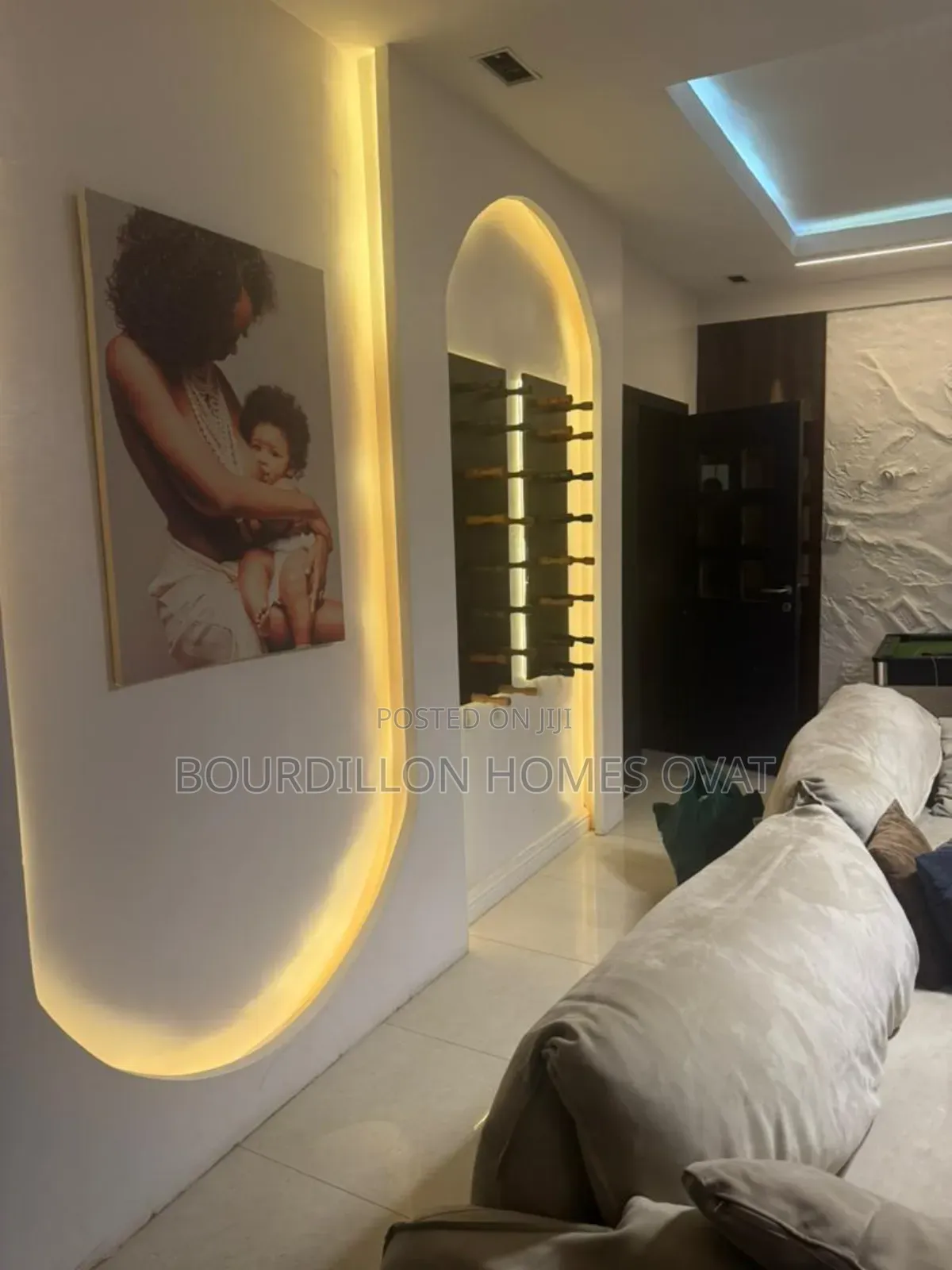 Furnished 2bdrm Penthouse in Lekki Phase 1 for rent