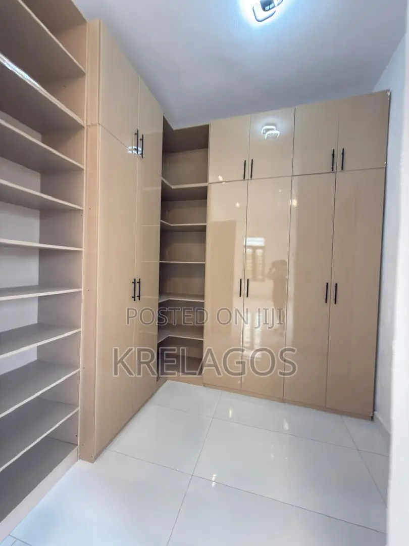 4bdrm Duplex in Ado / Ajah for sale