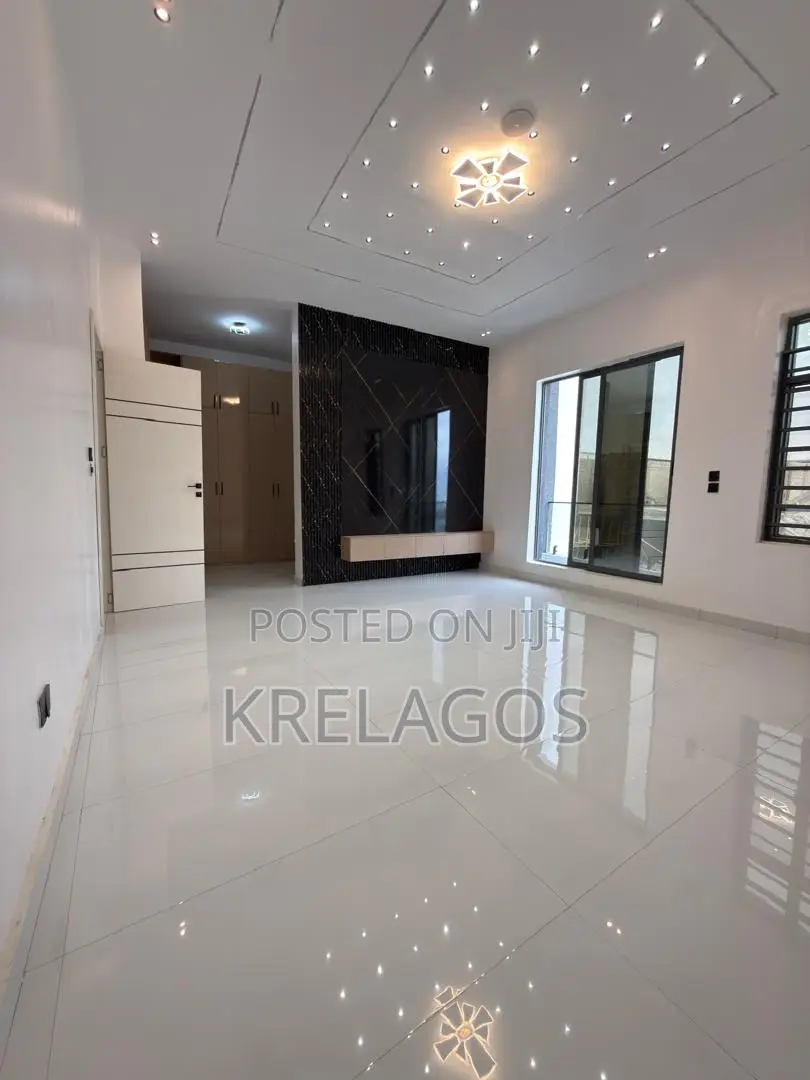 4bdrm Duplex in Ado / Ajah for sale