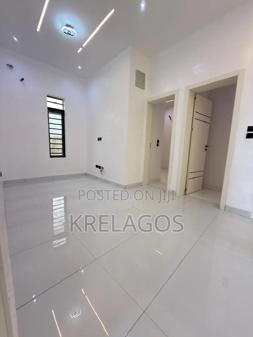 4bdrm Duplex in Ado / Ajah for sale