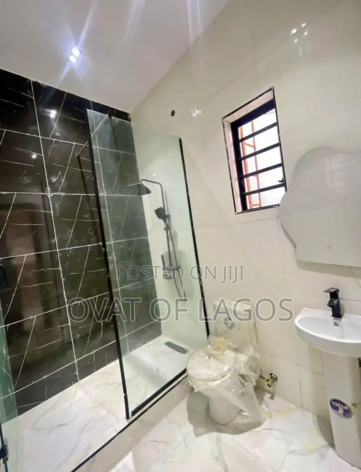 5bdrm Duplex in Orchid, Lekki for sale