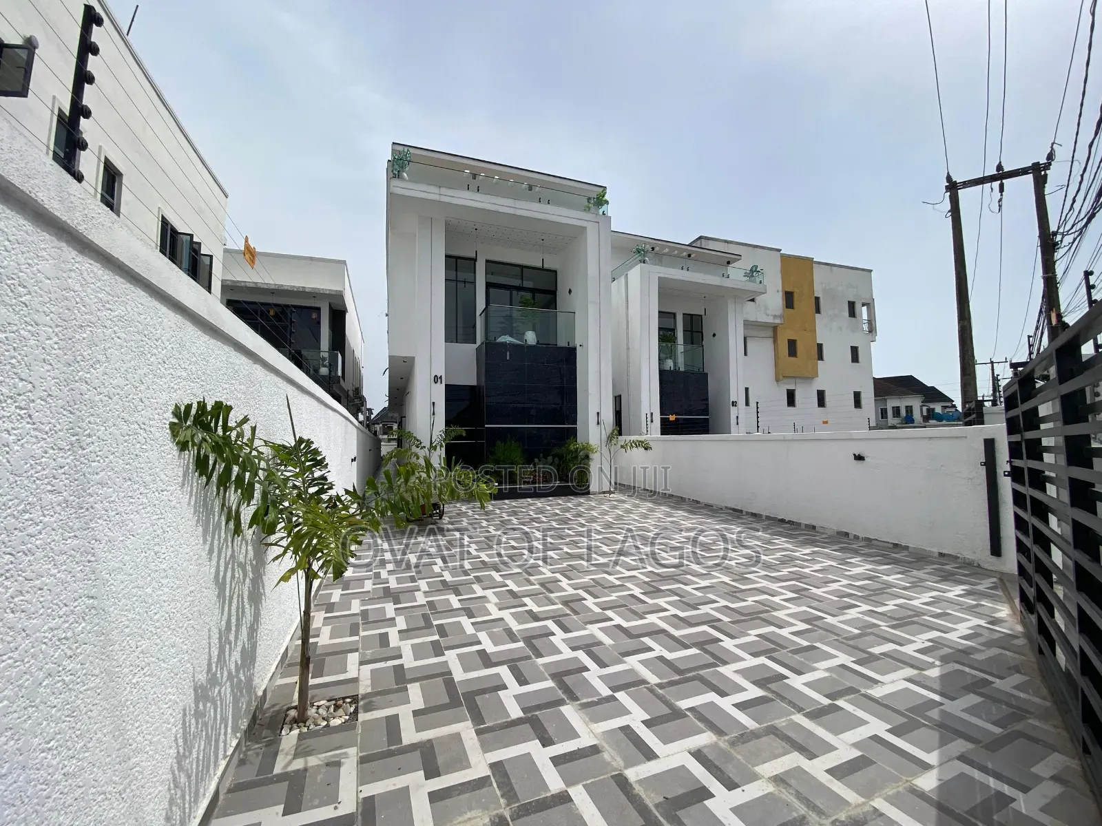 5bdrm Duplex in Orchid, Lekki for sale