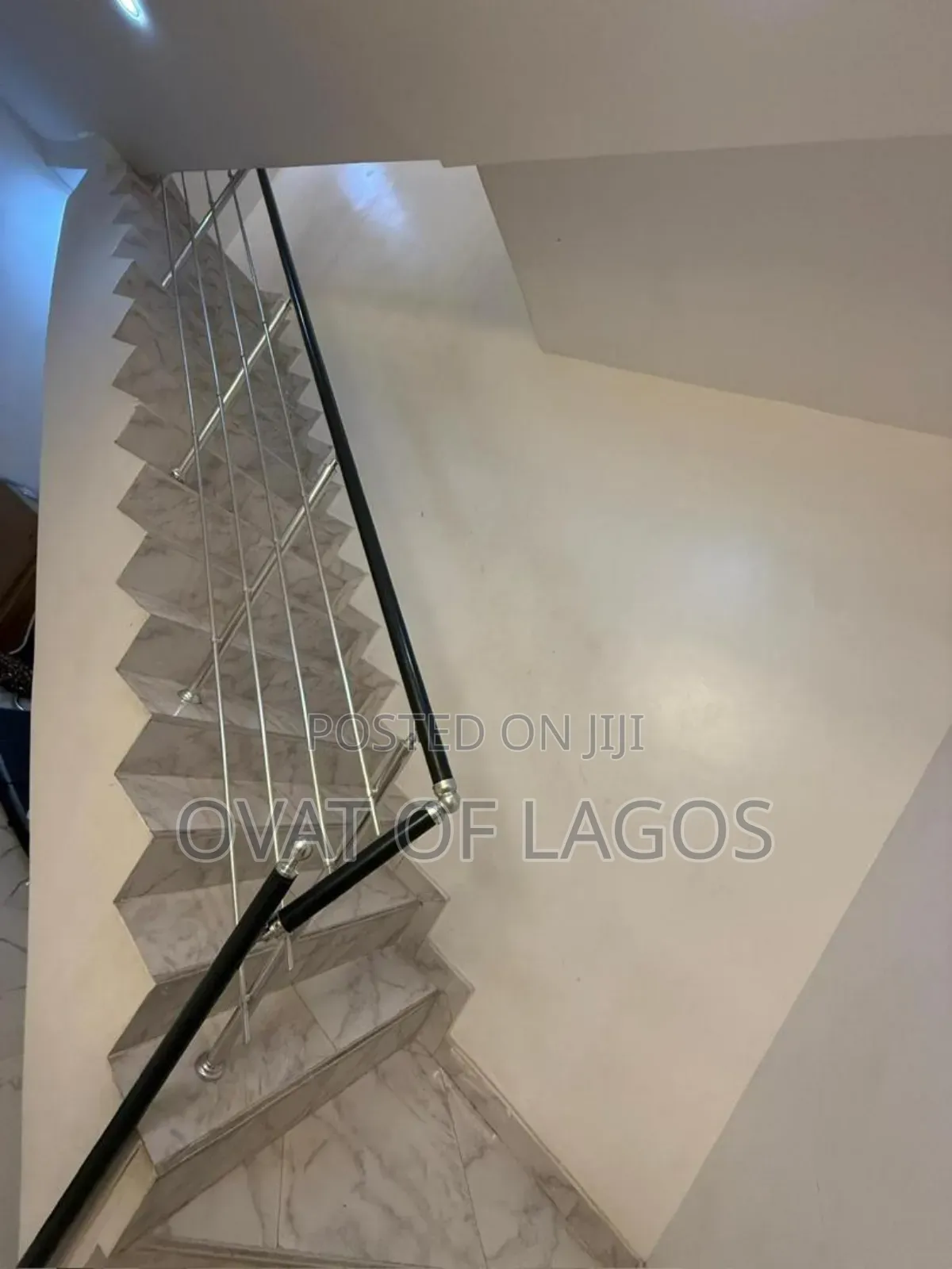4bdrm Duplex in Chevron Toll Gate for rent