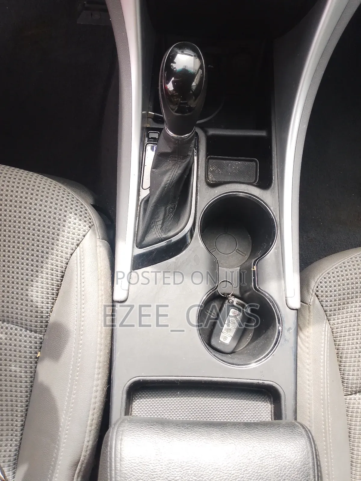 Hyundai Sonata GLS Sedan FWD (2.4L 4cyl 6A) 2012 Blue