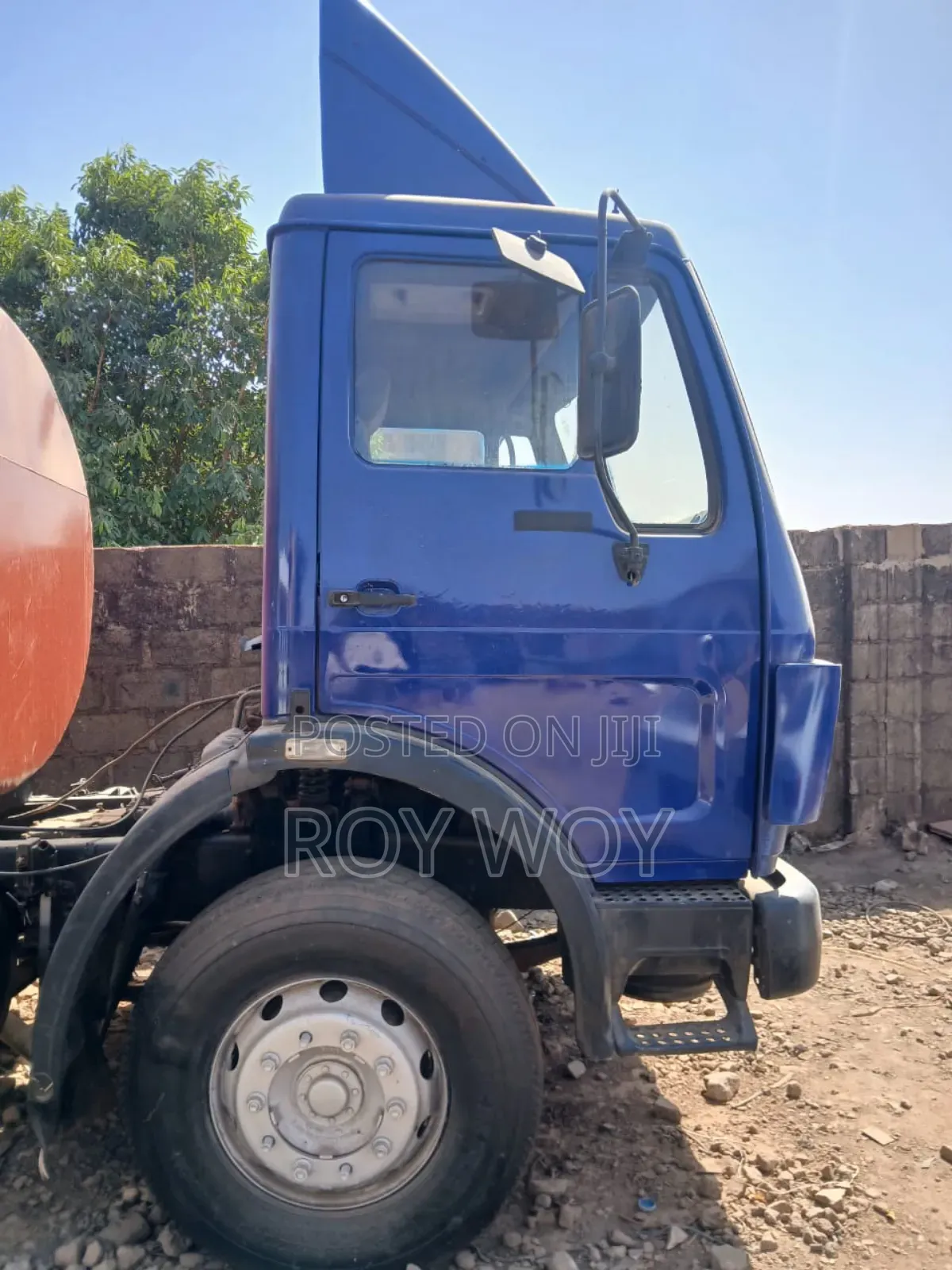 Company Used Benz v-Engine Water Tanker