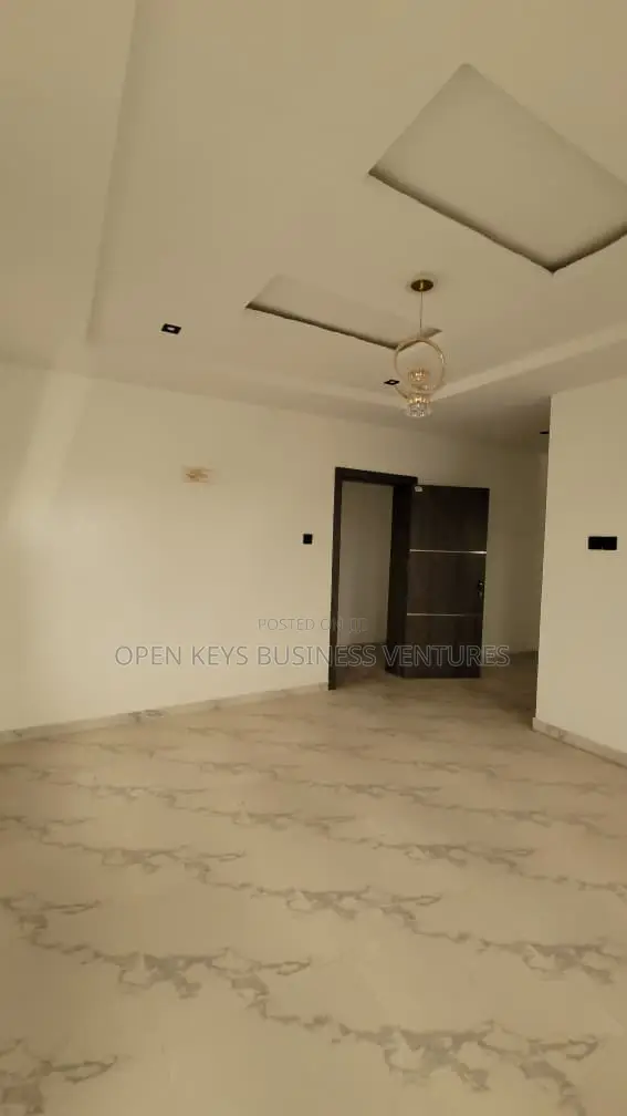 Furnished 4bdrm Duplex in Palm Garden Estate, for sale