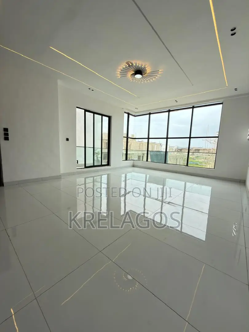 5bdrm Duplex in Ado / Ajah for sale