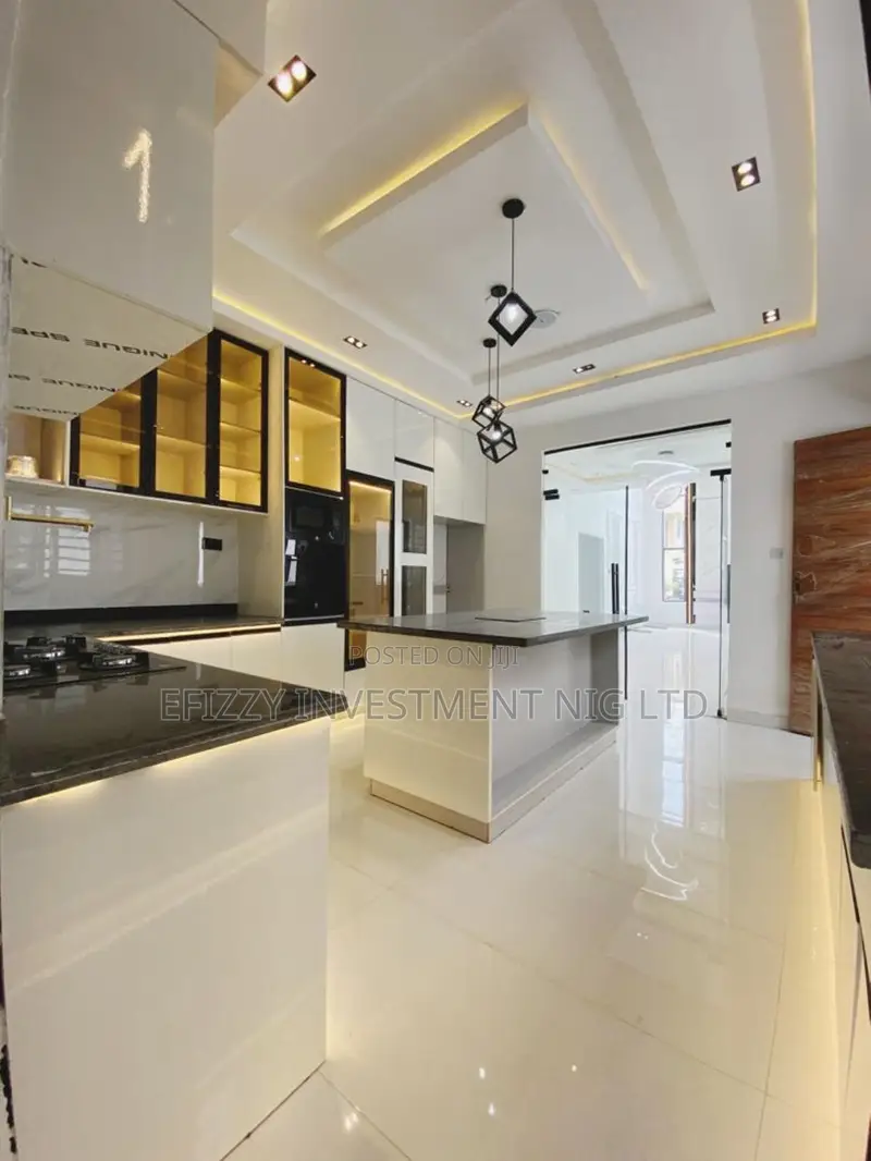 Furnished 5bdrm Duplex in Megamound Estate, Ikota for sale