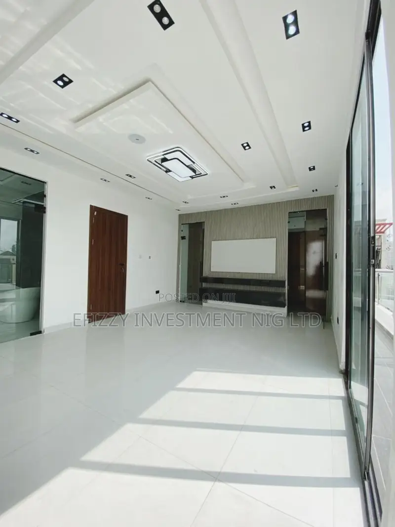Furnished 5bdrm Duplex in Megamound Estate, Ikota for sale