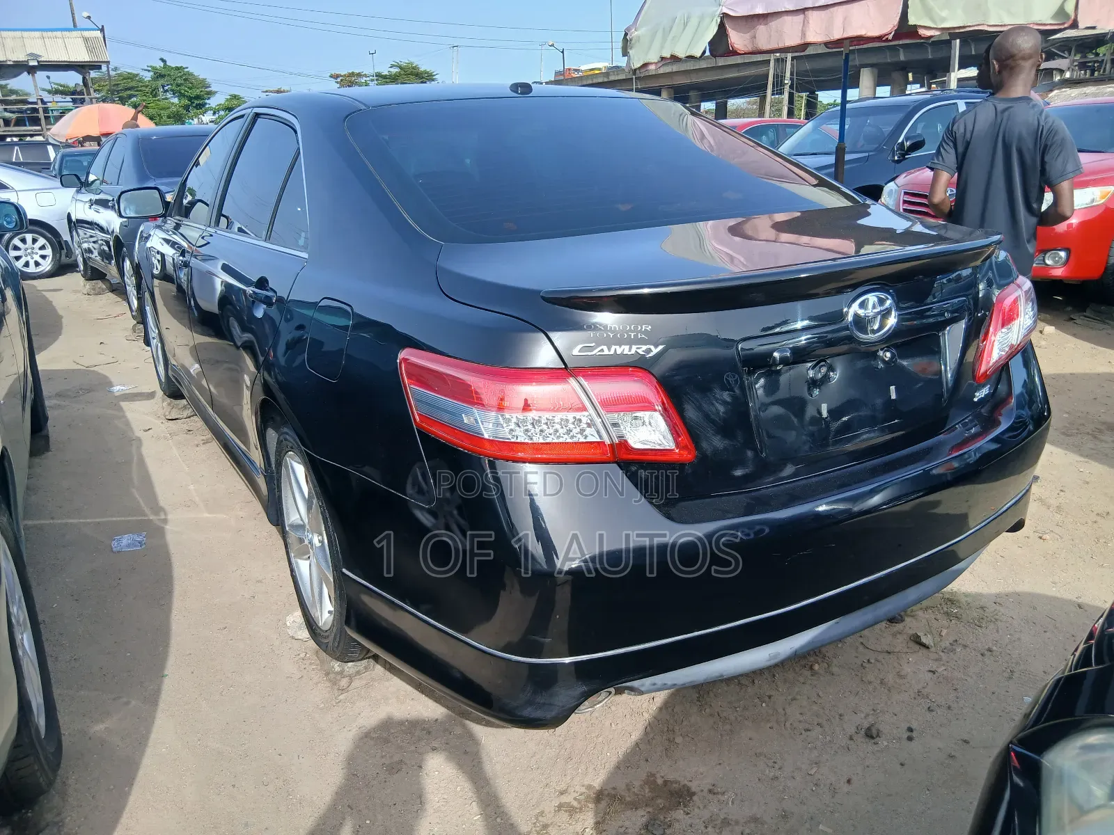 Toyota Camry SE V6 4dr Sedan (3.5L 6cyl 6A) 2011 Black