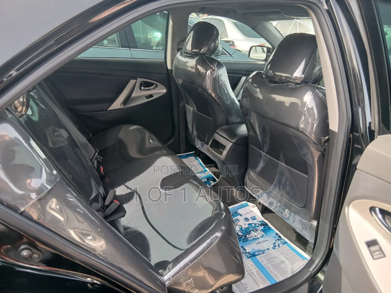 Toyota Camry SE V6 4dr Sedan (3.5L 6cyl 6A) 2011 Black