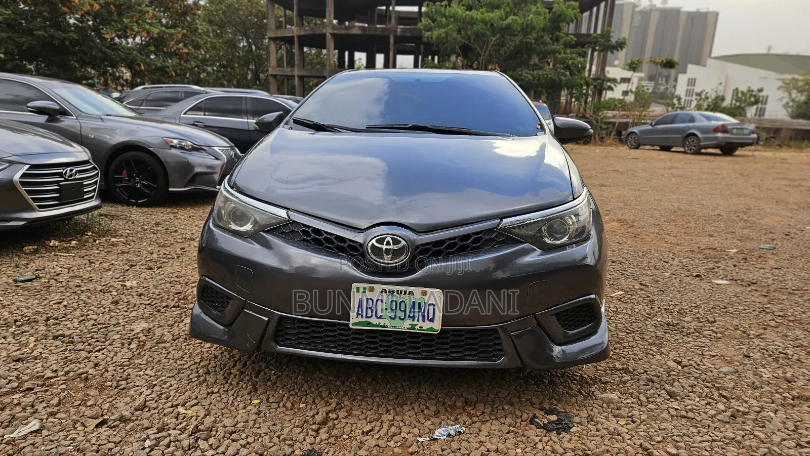 Scion iM Base 2016 Gray