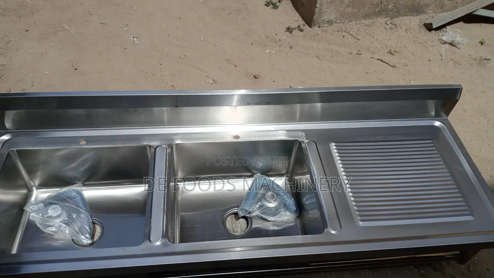 Commercial Double Sink With Side