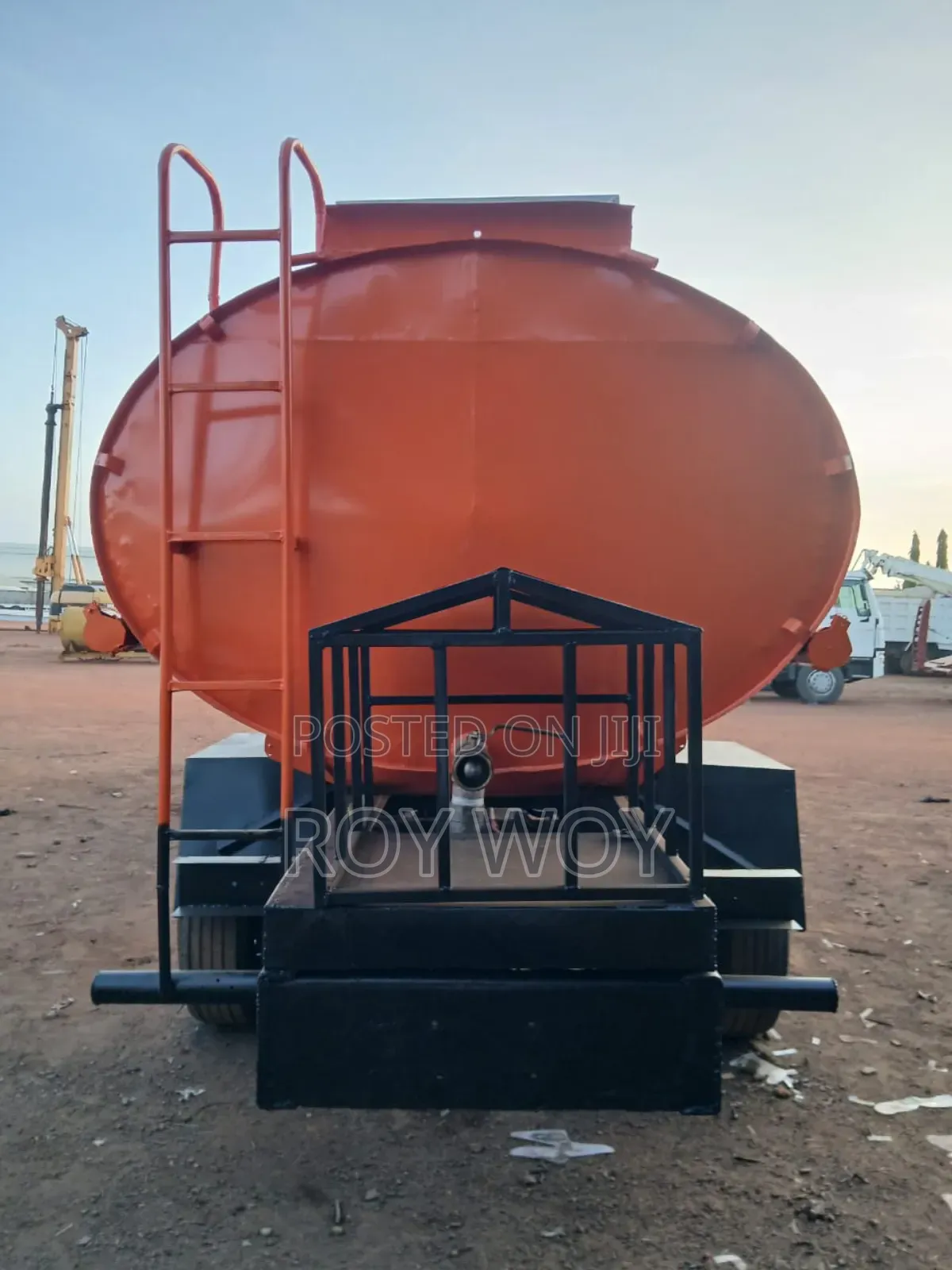 Strong Man Diesel Water Tanker 10bolts