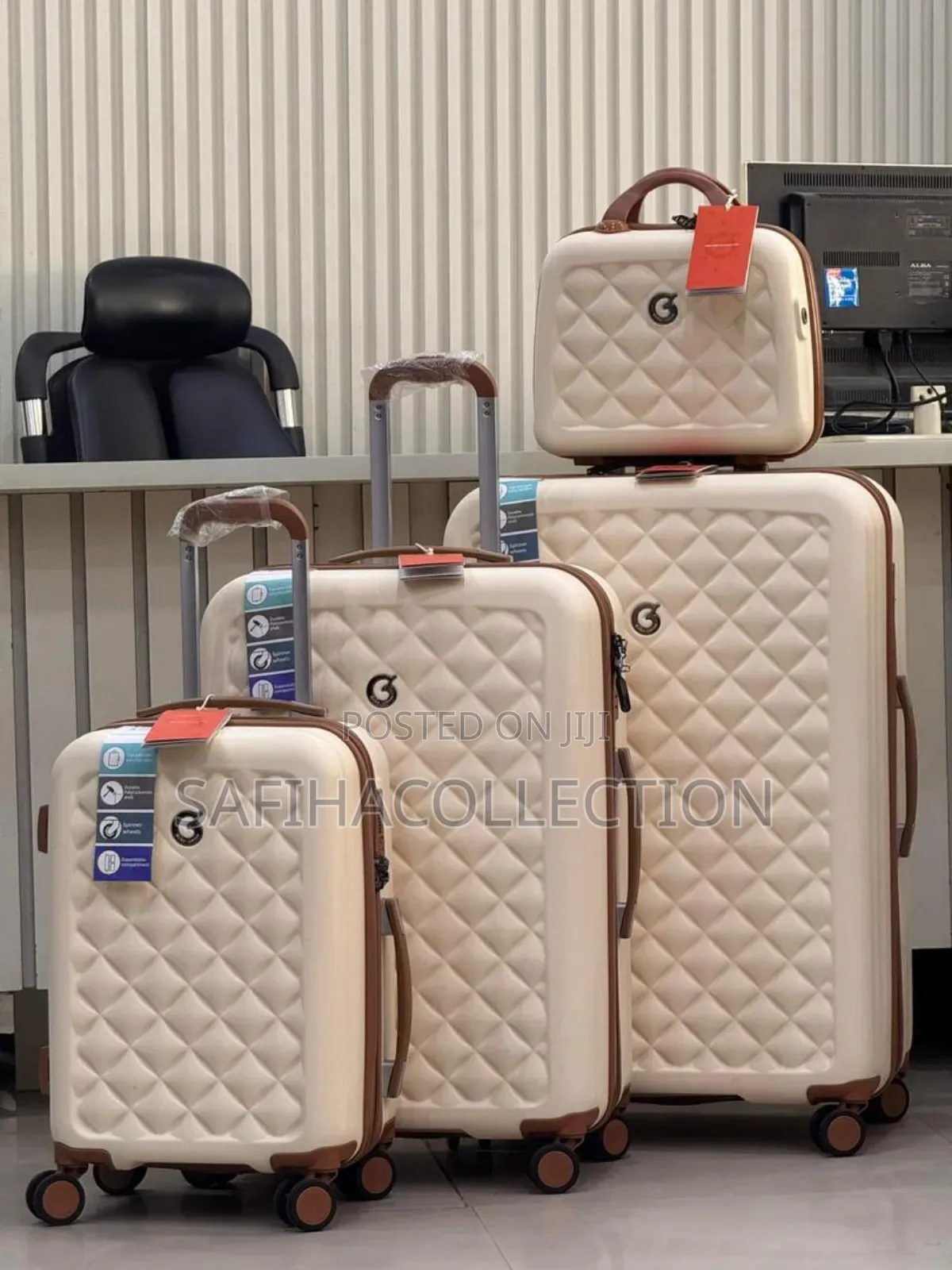 Set of 4 Luxury Luggages