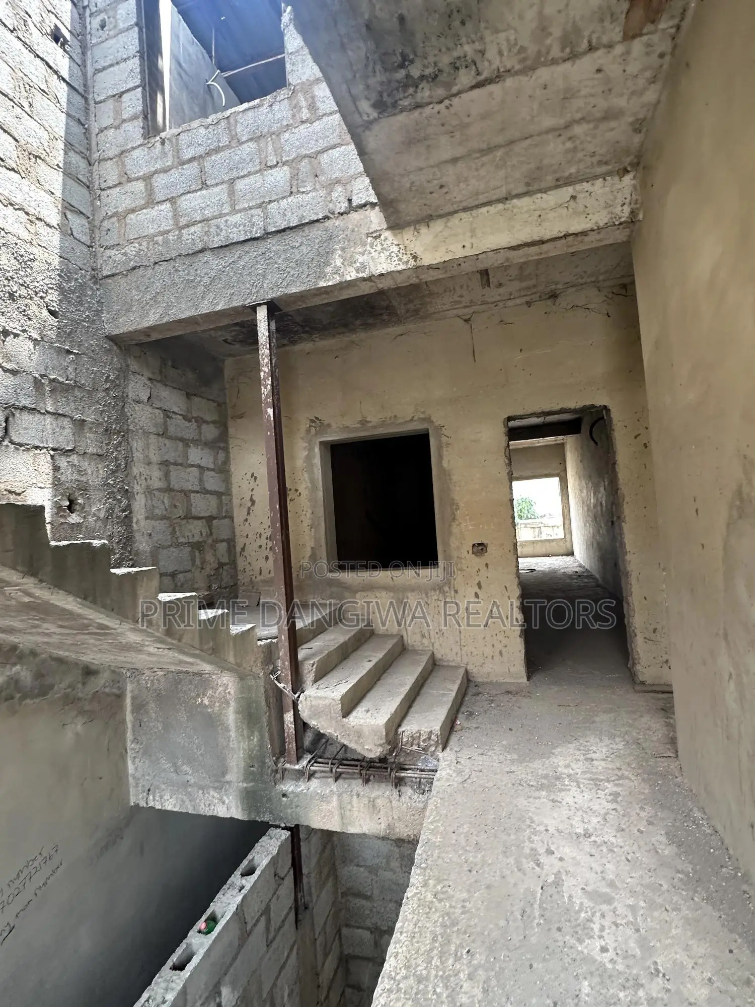 4bdrm Townhouse/Terrace in Villa, Asokoro for Sale