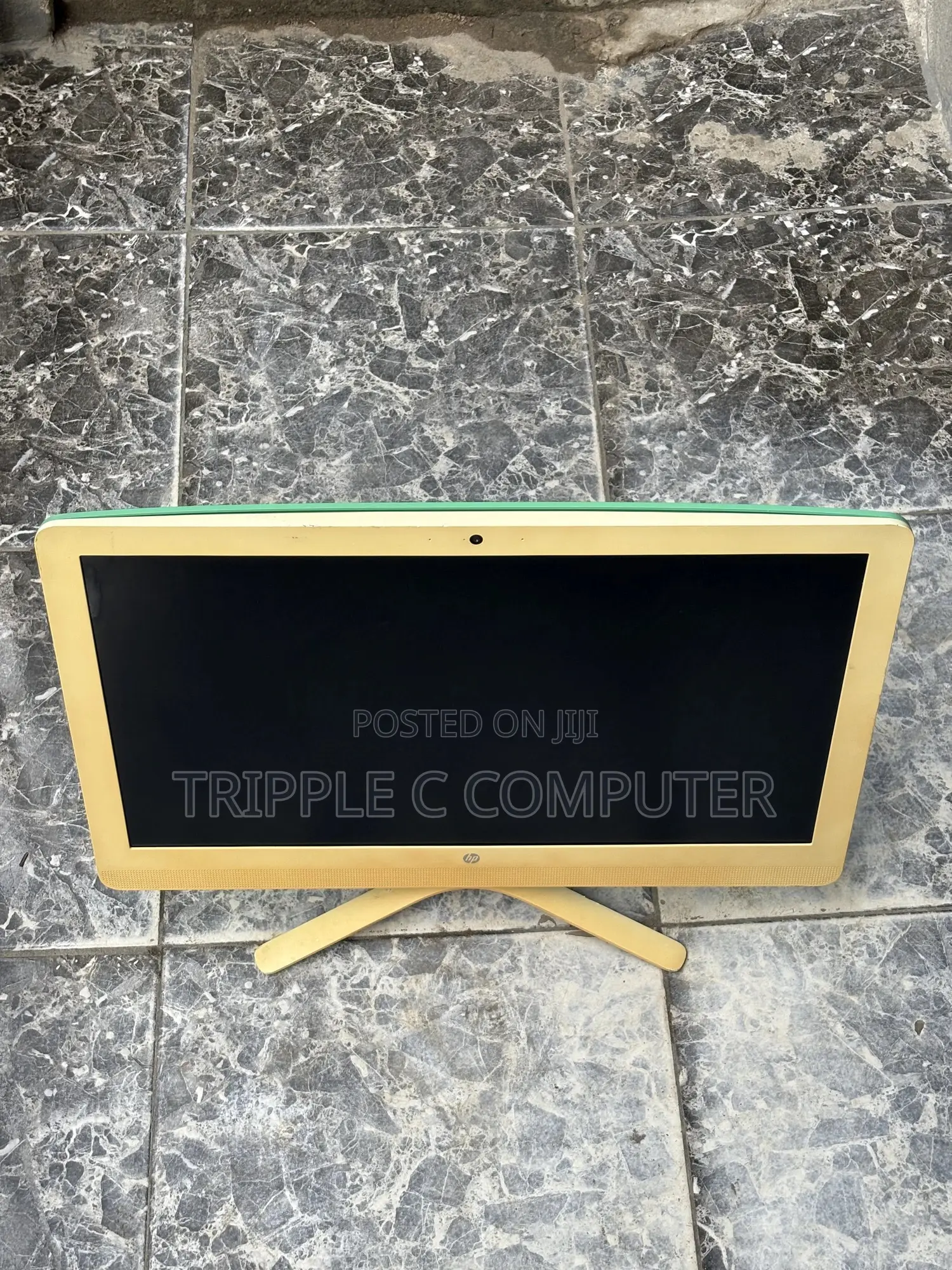 Desktop Computer HP 200 G4 All-in-One 8GB AMD HDD 1T