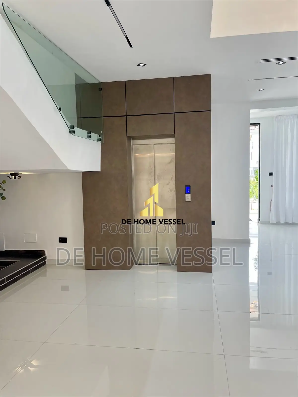 5bdrm Duplex in Ikate for sale