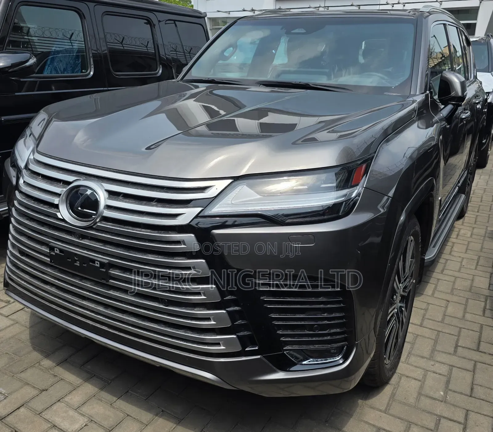 New Lexus LX 2025 Gray