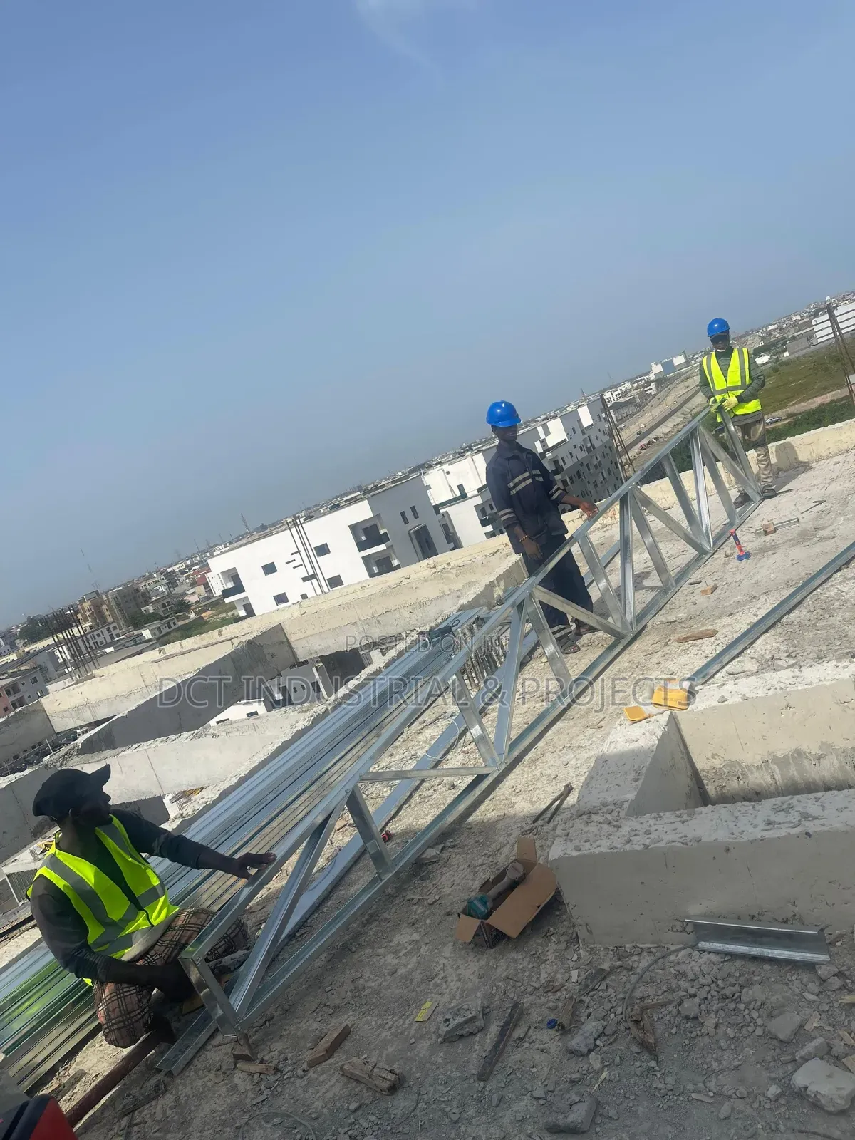 Steel Roof / Galvanized Trusses Fabricator / Aluminium Sheets
