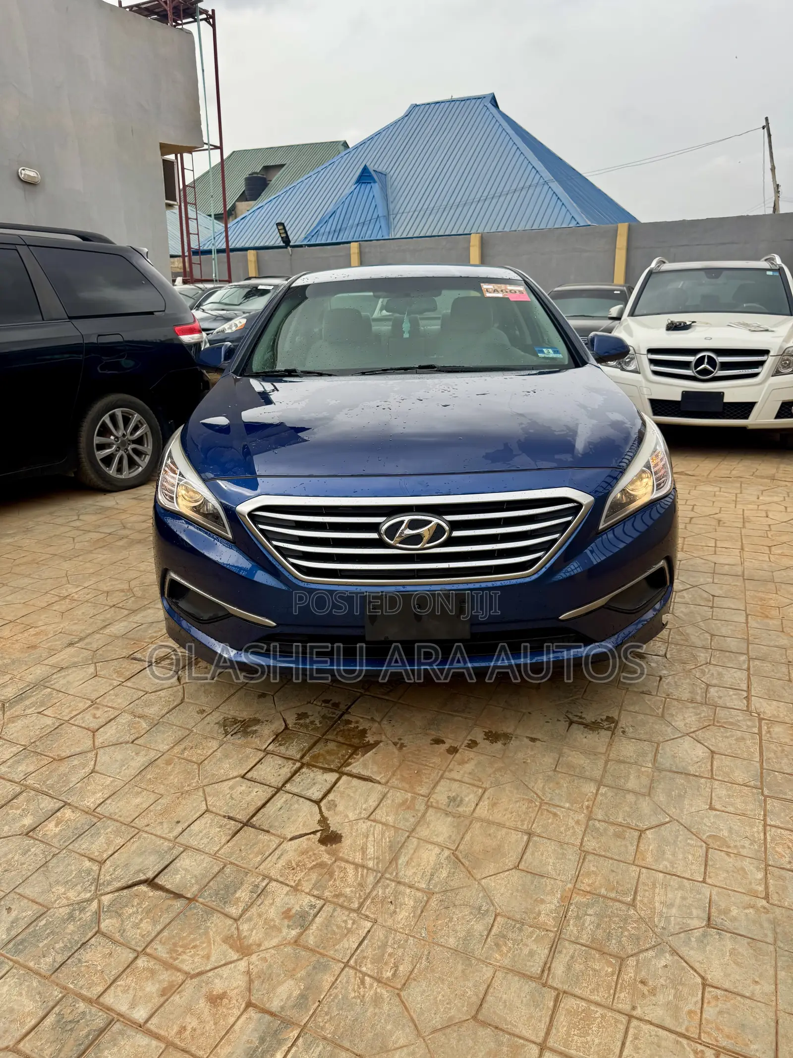 Hyundai Sonata Base Sedan FWD (2.4L 4cyl 6A) 2017 Blue
