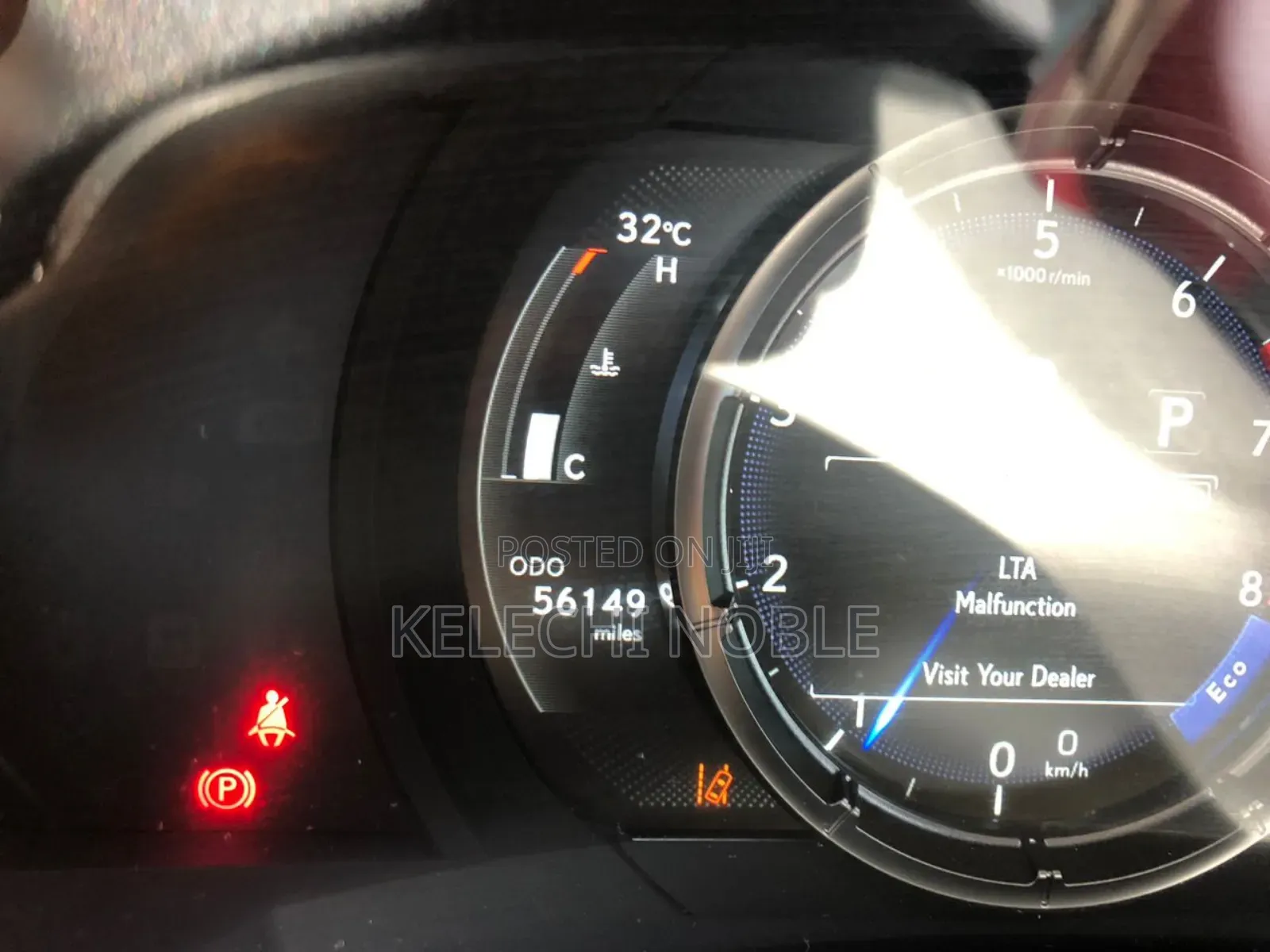 Lexus IS 300h 4WD 2021 Silver
