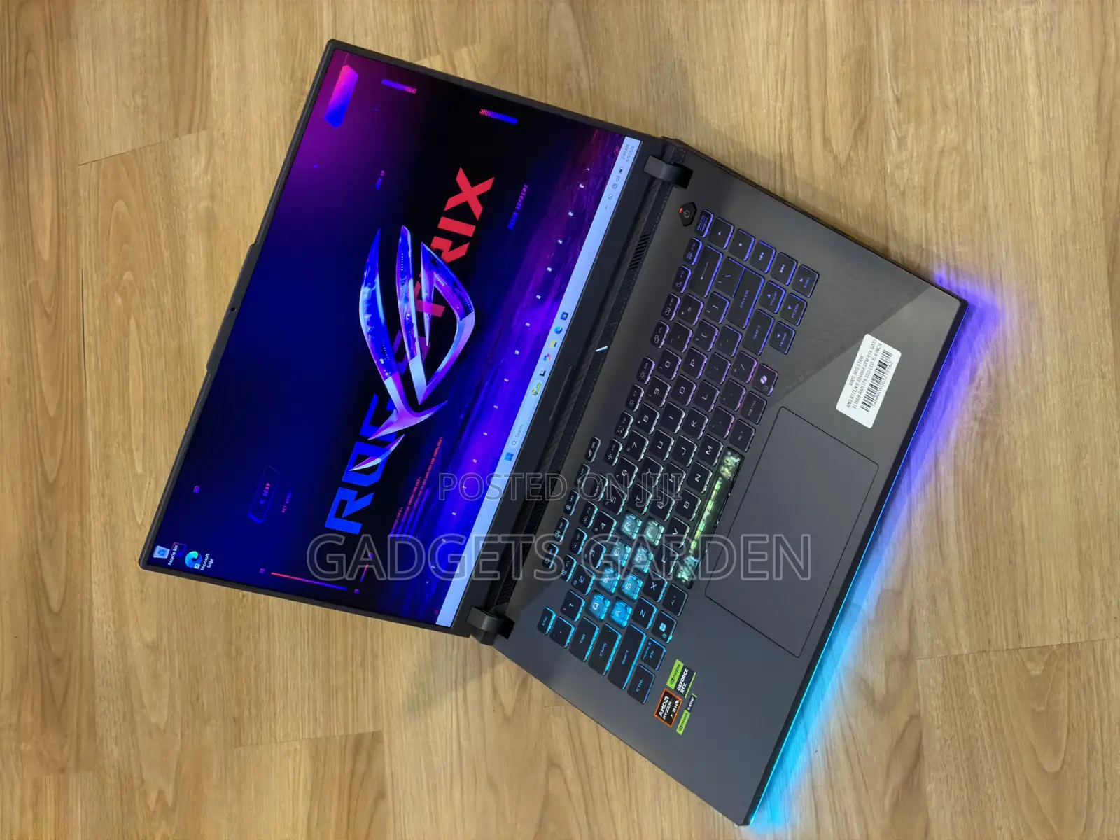 Laptop Asus ROG Strix G16 G614 32GB AMD Ryzen 9 SSD 1T