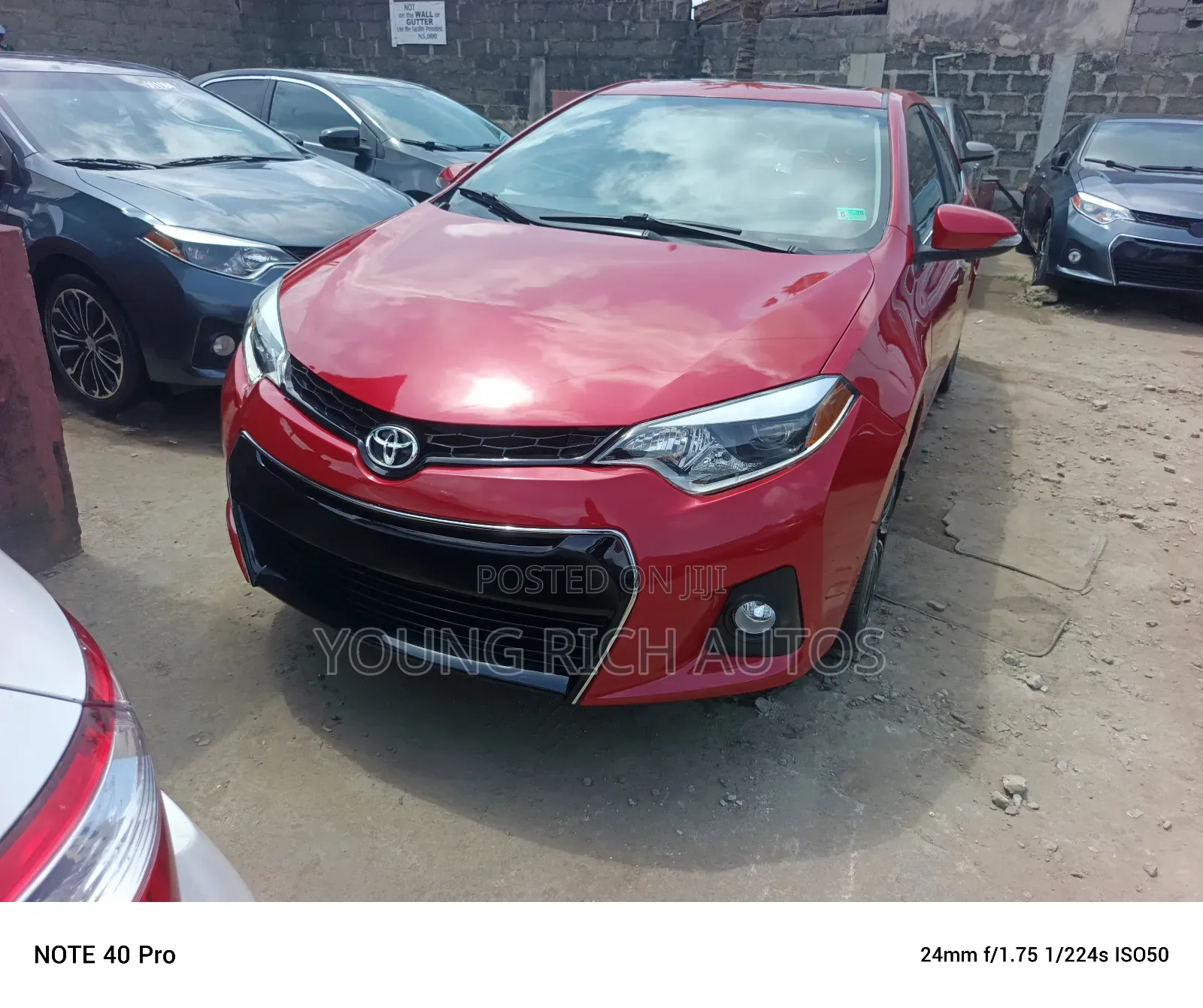 Toyota Corolla 2015 Red