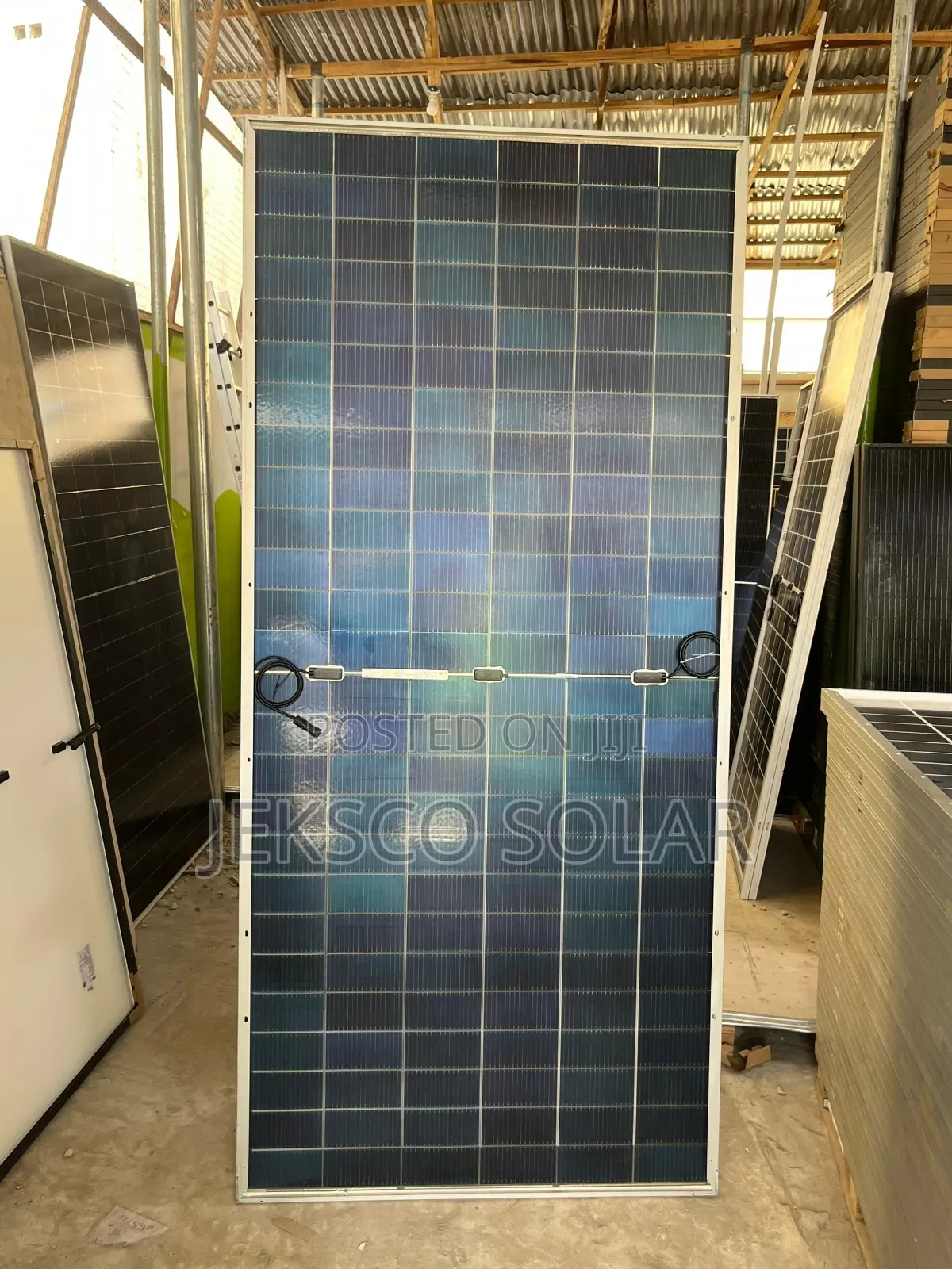 620w Jinko Panel, 156cells Mono Crystalline Bifacial