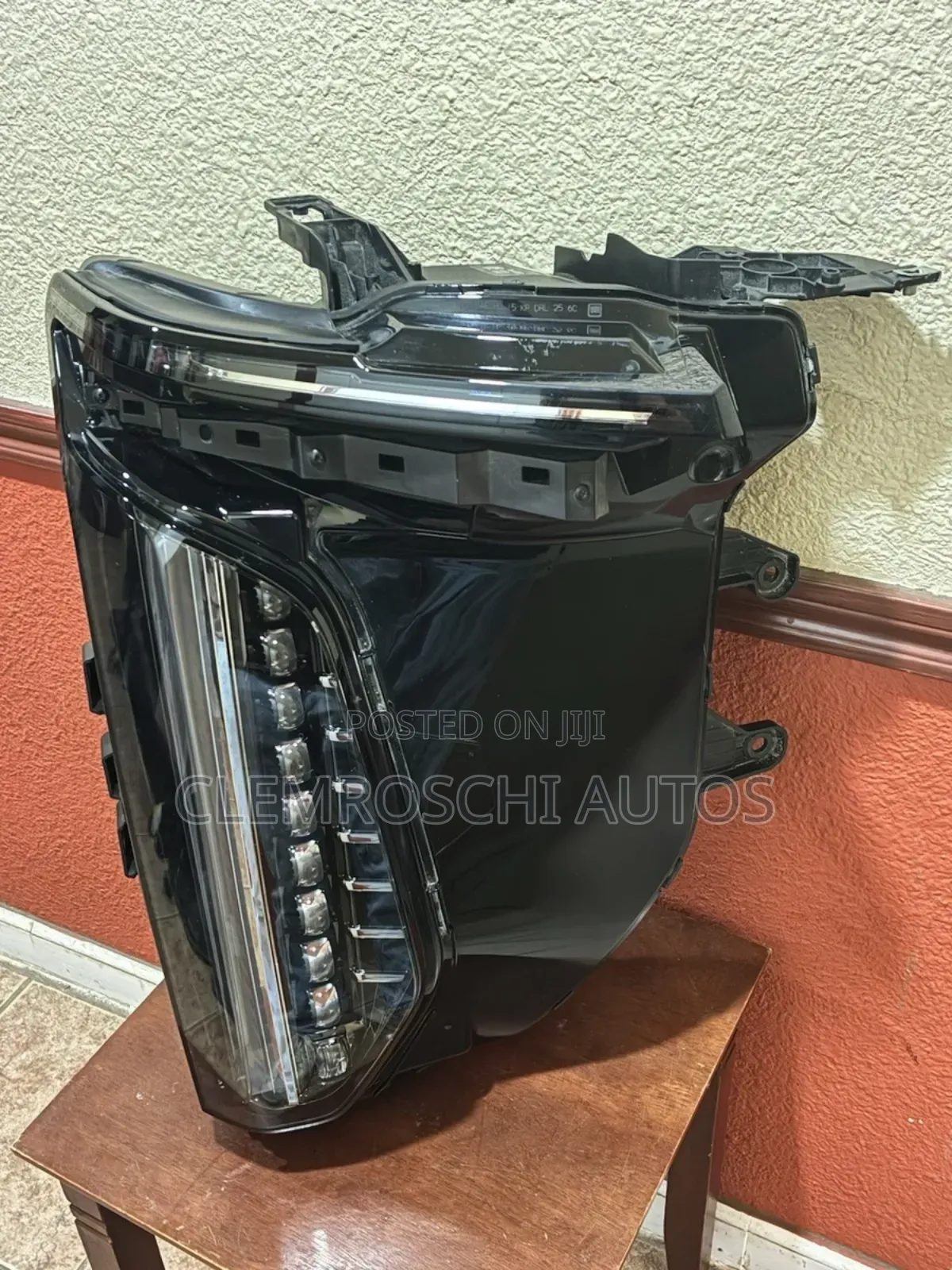 High Quality Certified Complete New Head Lamp Cadillac Escalade 2026