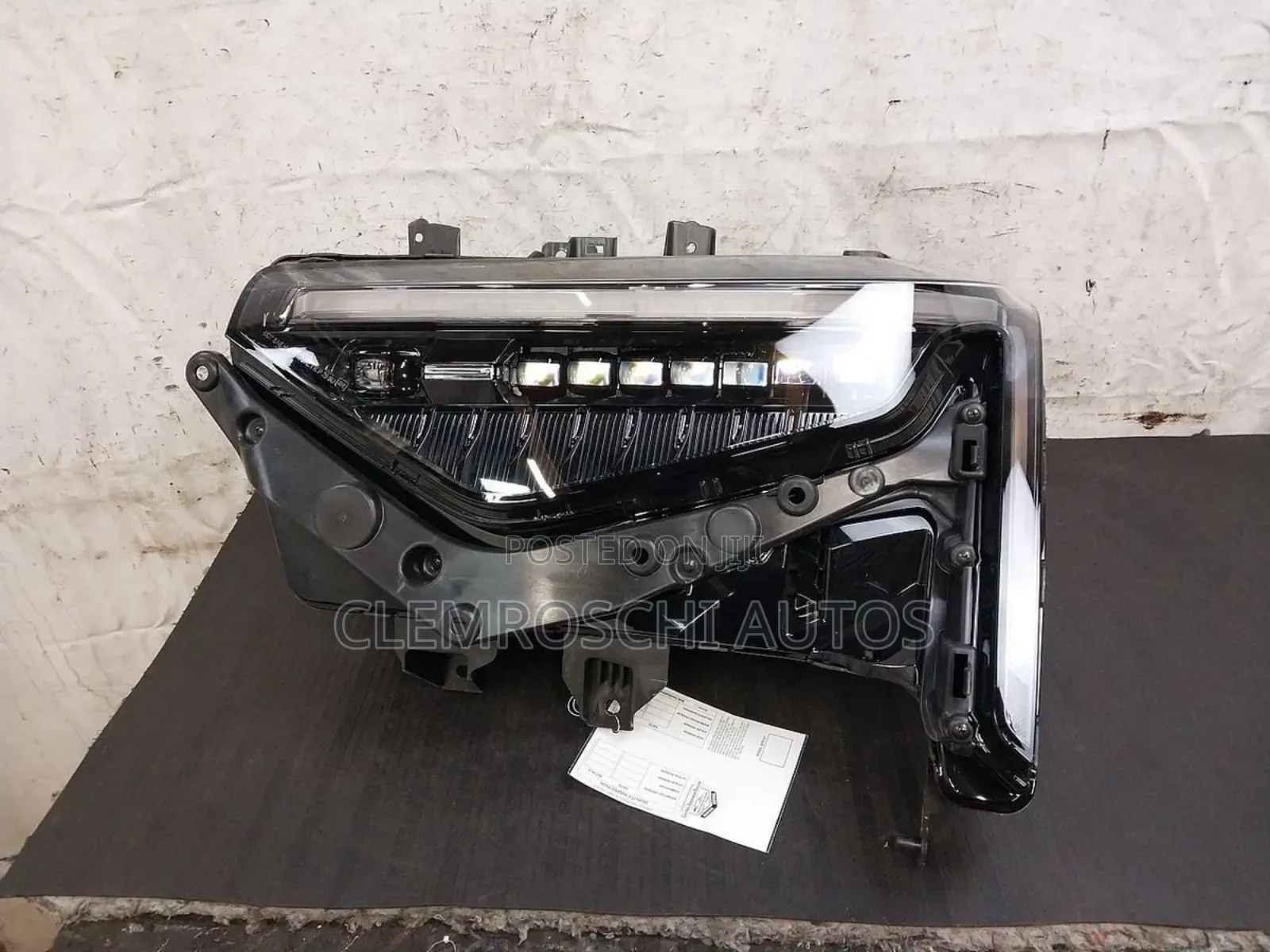 High Quality Certified Complete New Head Lamp Cadillac Escalade 2026