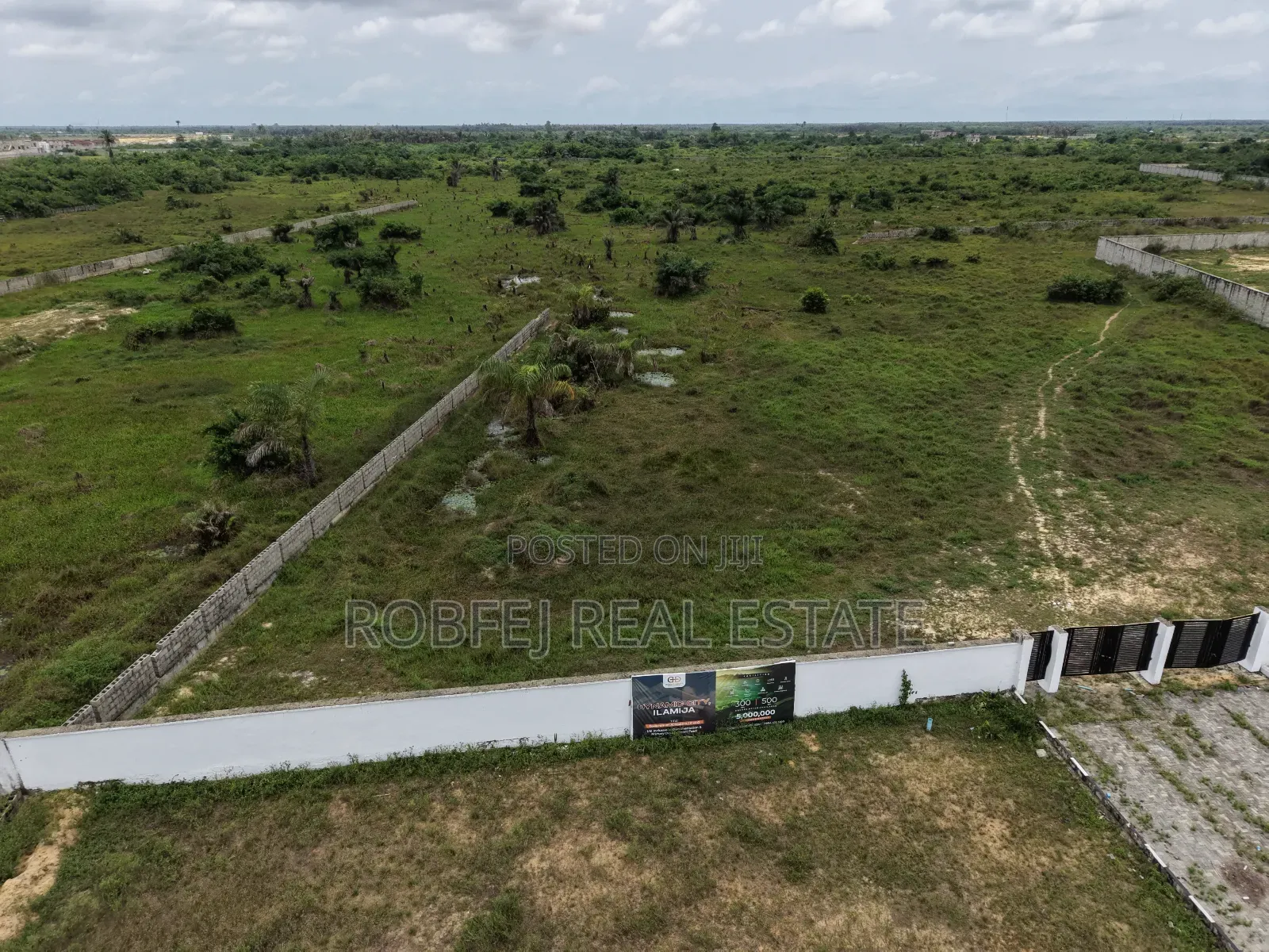 Prime Land Opportunity On Distress Sale