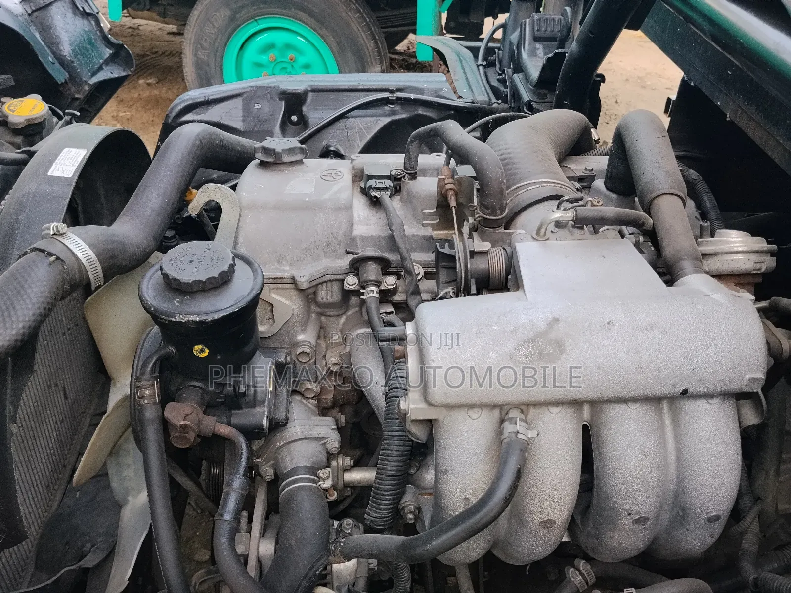 Toyota Dyna200 2007 Model White and Stainless Body