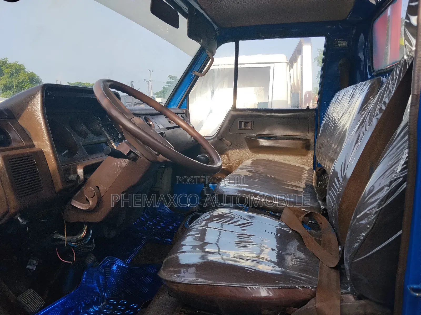 Toyota Dyna300 16feet Long Chassis With Petrol Engine